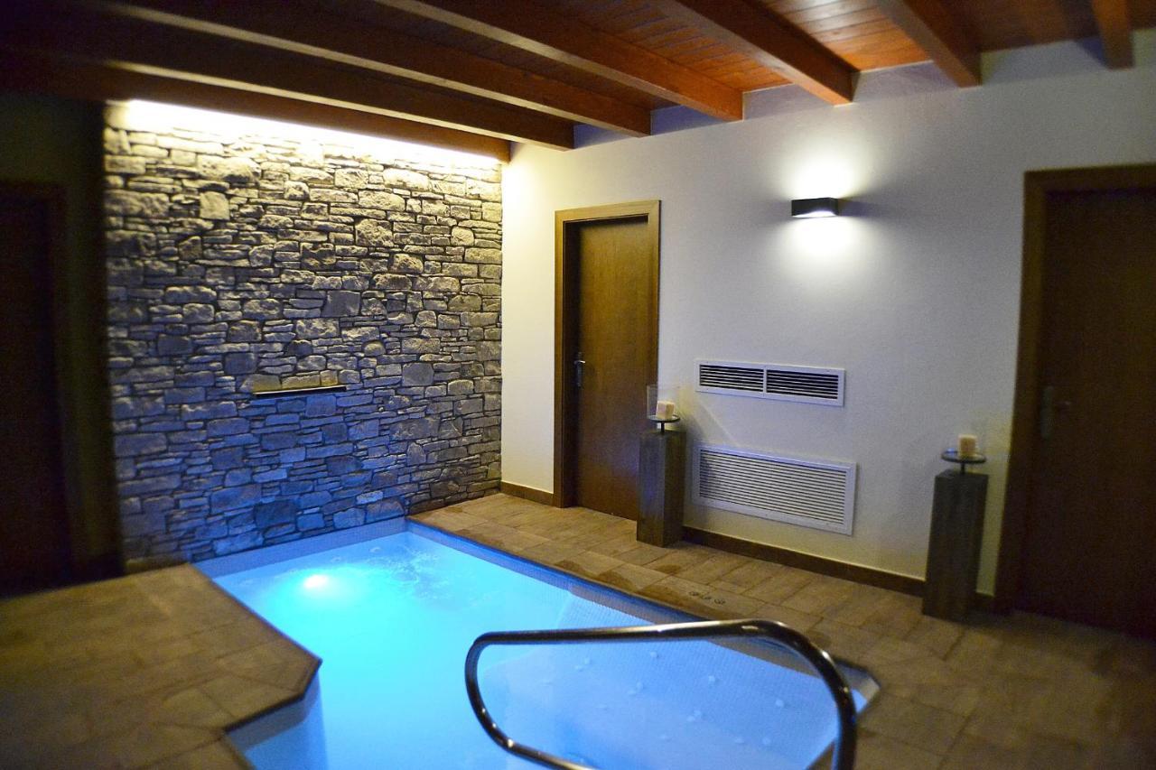 Alba D'Esteve. Casa Rural Espot Exterior photo